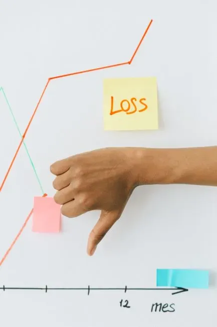 The Guilt Factor and Declining Tip Averages (Image Credits: Pexels)