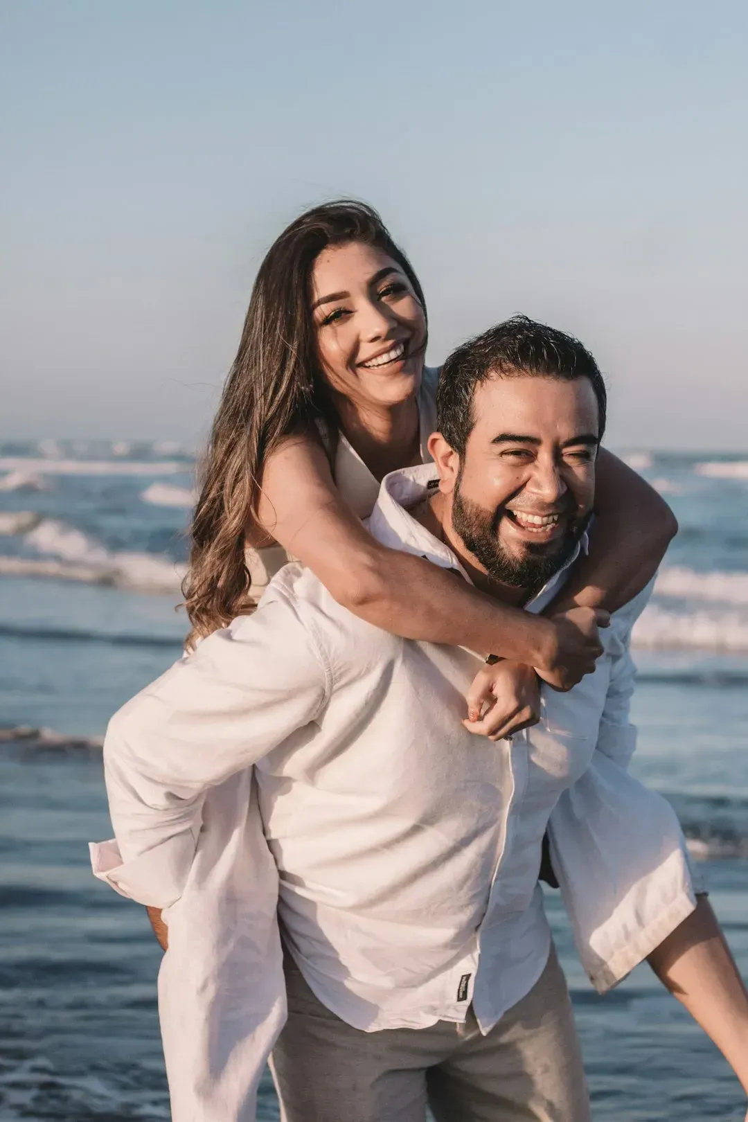 6. Expecting traditional roles while claiming to want an equal partnership (Image Credits: Unsplash)