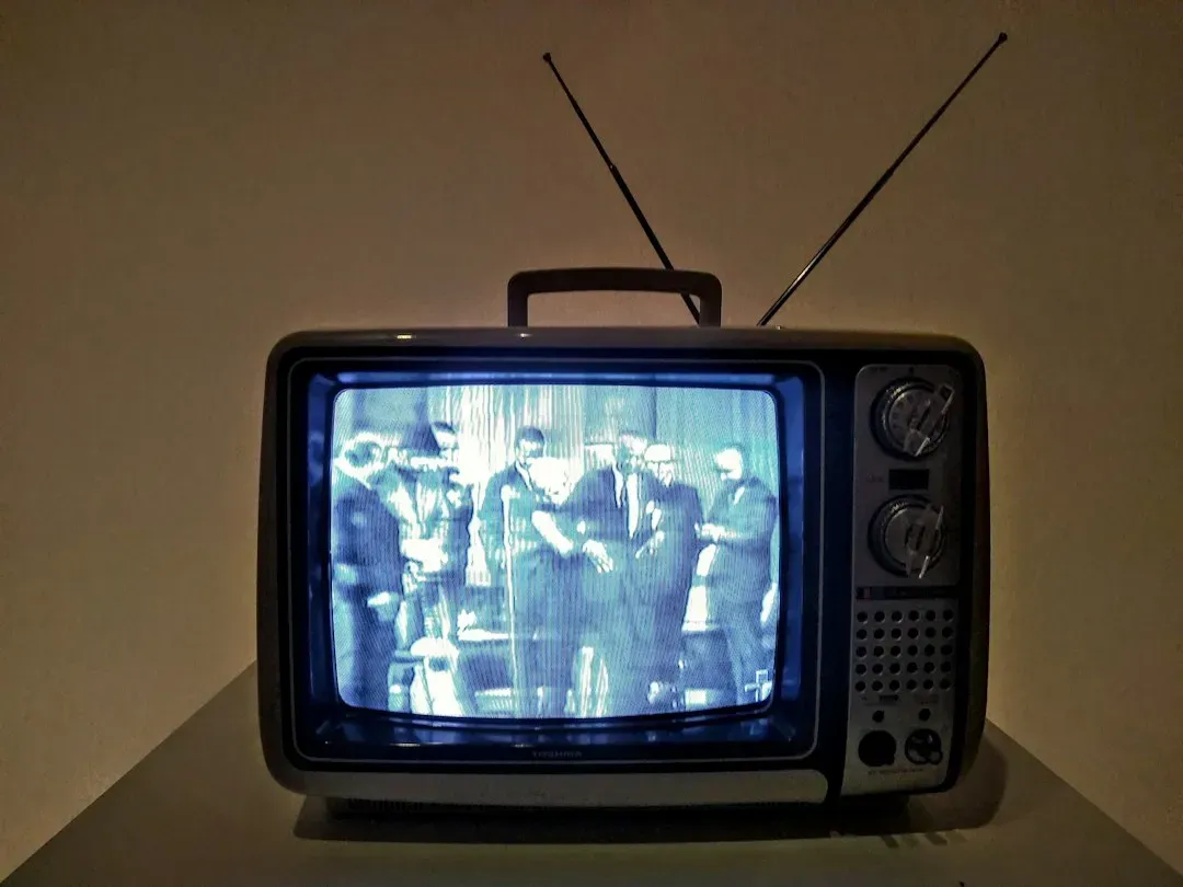 Grew Up Before Cable TV? 8 Ways Boomers Watched Television as Kids