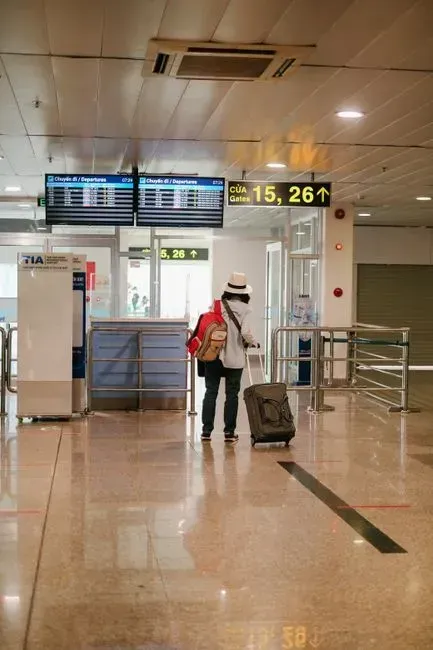 7. Assuming TSA PreCheck skips every extra step (Image Credits: Pexels)
