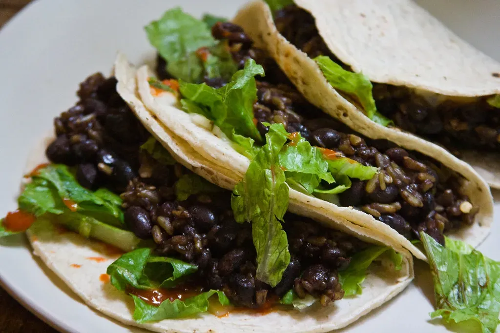 5. Black bean and sweet potato tacos (bobjudge, Flickr, <a href="https://creativecommons.org/licenses/by/2.0/" target="_blank" rel="noopener">CC BY 2.0</a>)