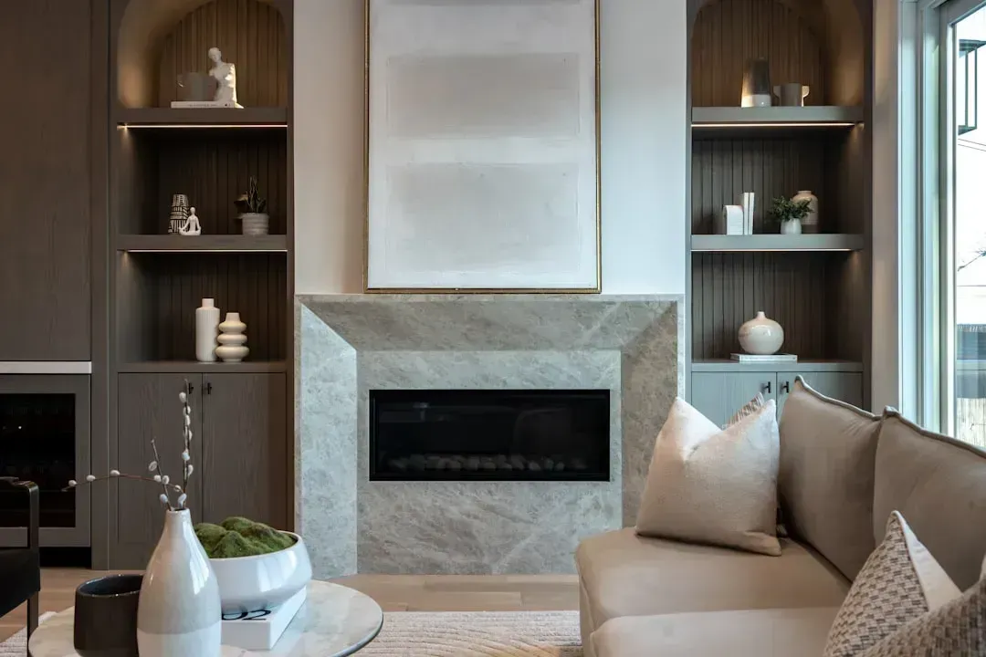 12. Decorating Without a Plan (Image Credits: Unsplash)