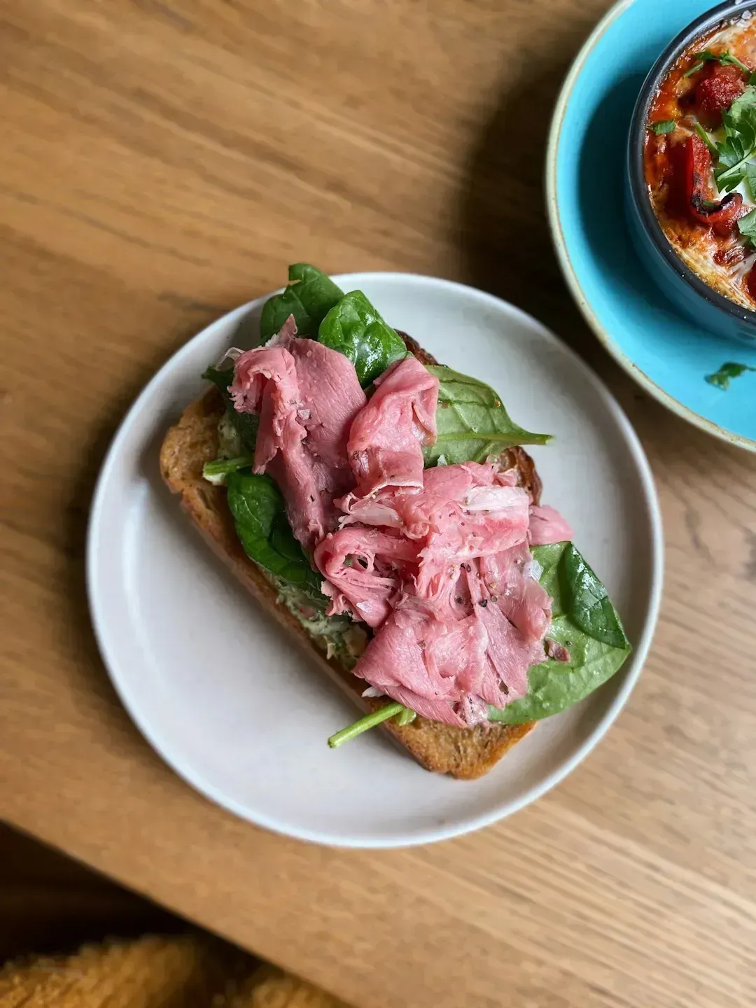 1. Creamed Chipped Beef on Toast (Image Credits: Unsplash)