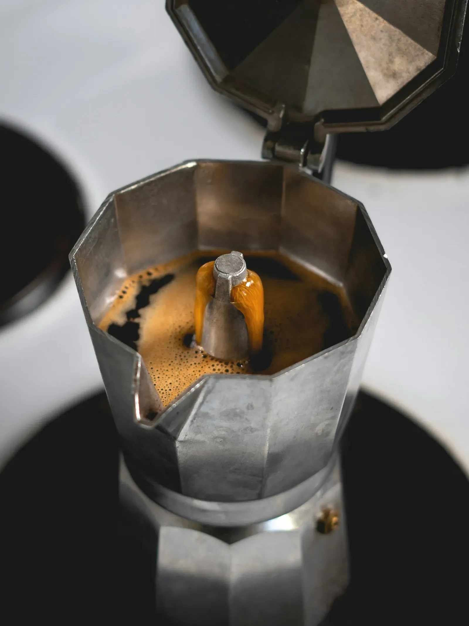 Moka Pot (Image Credits: Unsplash)