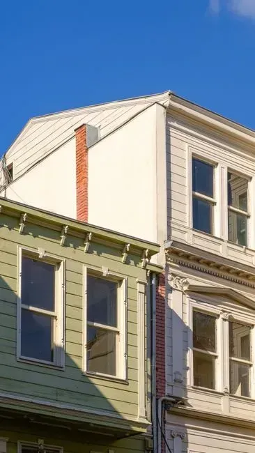 12. The type and condition of exterior siding (Image Credits: Pexels)