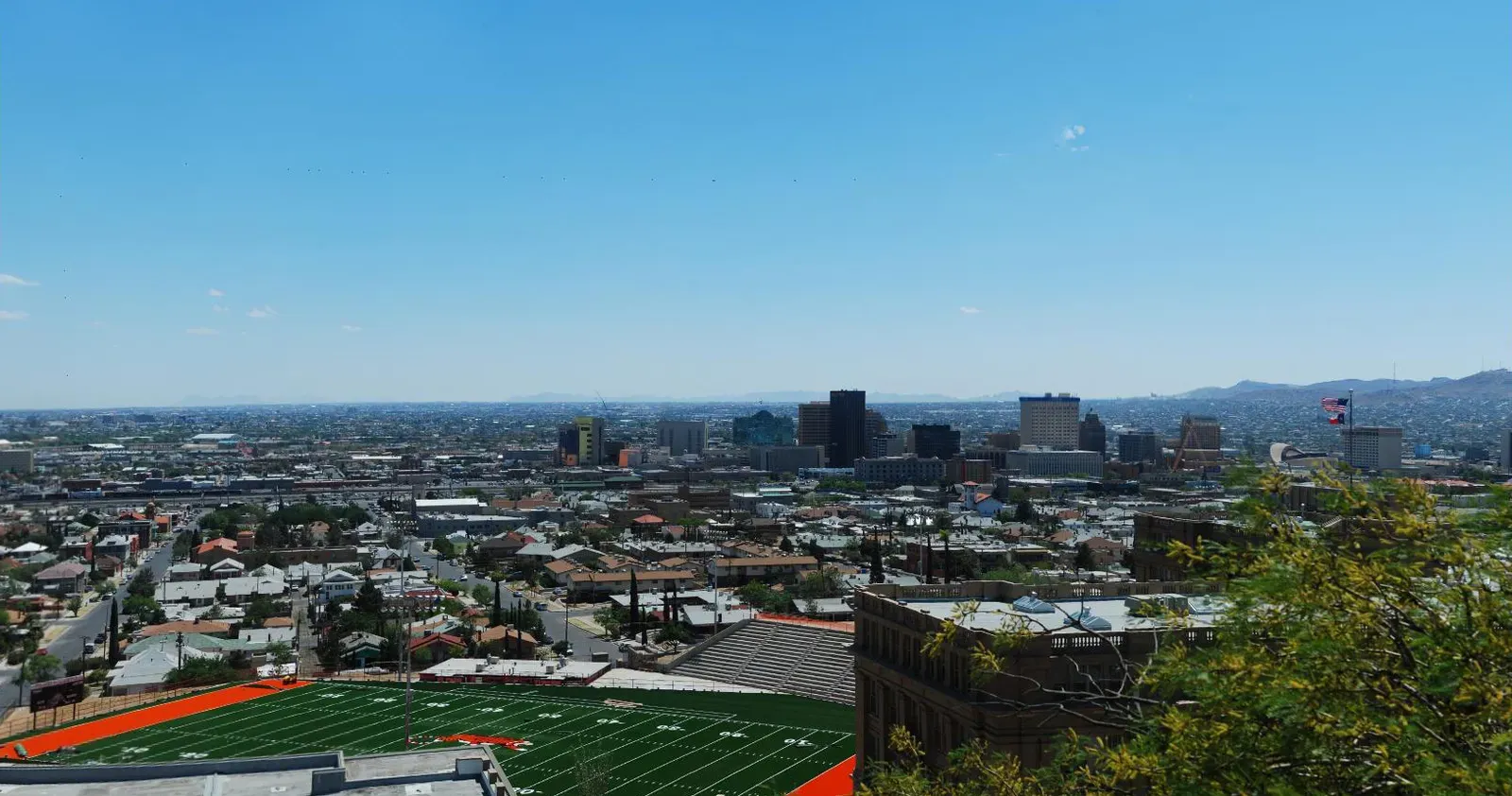 El Paso, Texas (By Paul Garland, CC BY-SA 2.0)