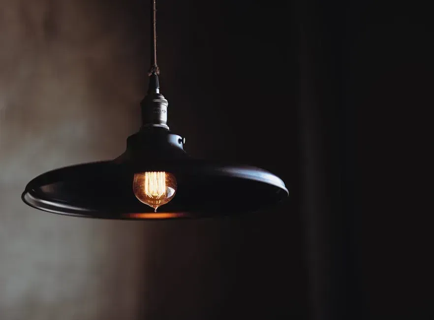 5. Relying on a Single Overhead Light Source (Image Credits: Pexels)