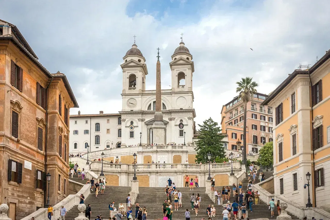 10. Restaurants on the Spanish Steps, Rome (Image Credits: Pixabay)