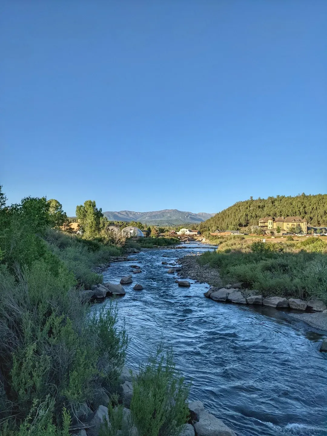 Pagosa Springs, Colorado: Hot Springs, Powder, and Still Undiscovered (Image Credits: Unsplash)