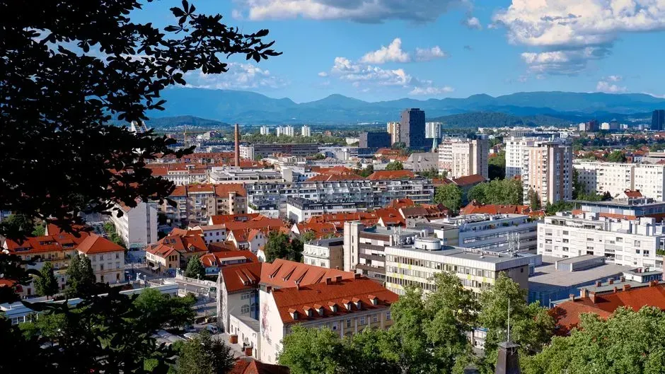 Slovenia: A small European republic with a big peace score (Image Credits: Pexels)