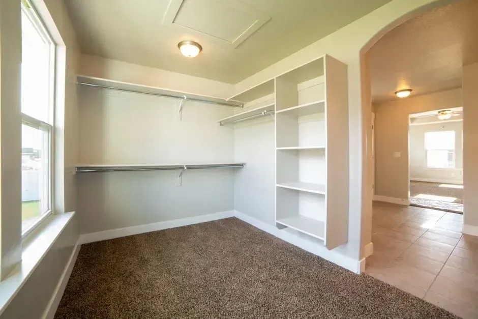 7. Eliminating Closets and Storage for Open-Concept Space (Image Credits: Pexels)