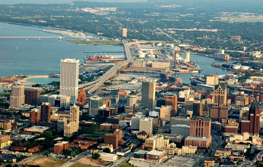 8. Milwaukee, Wisconsin (briethe, Flickr, CC BY-SA 2.0)
