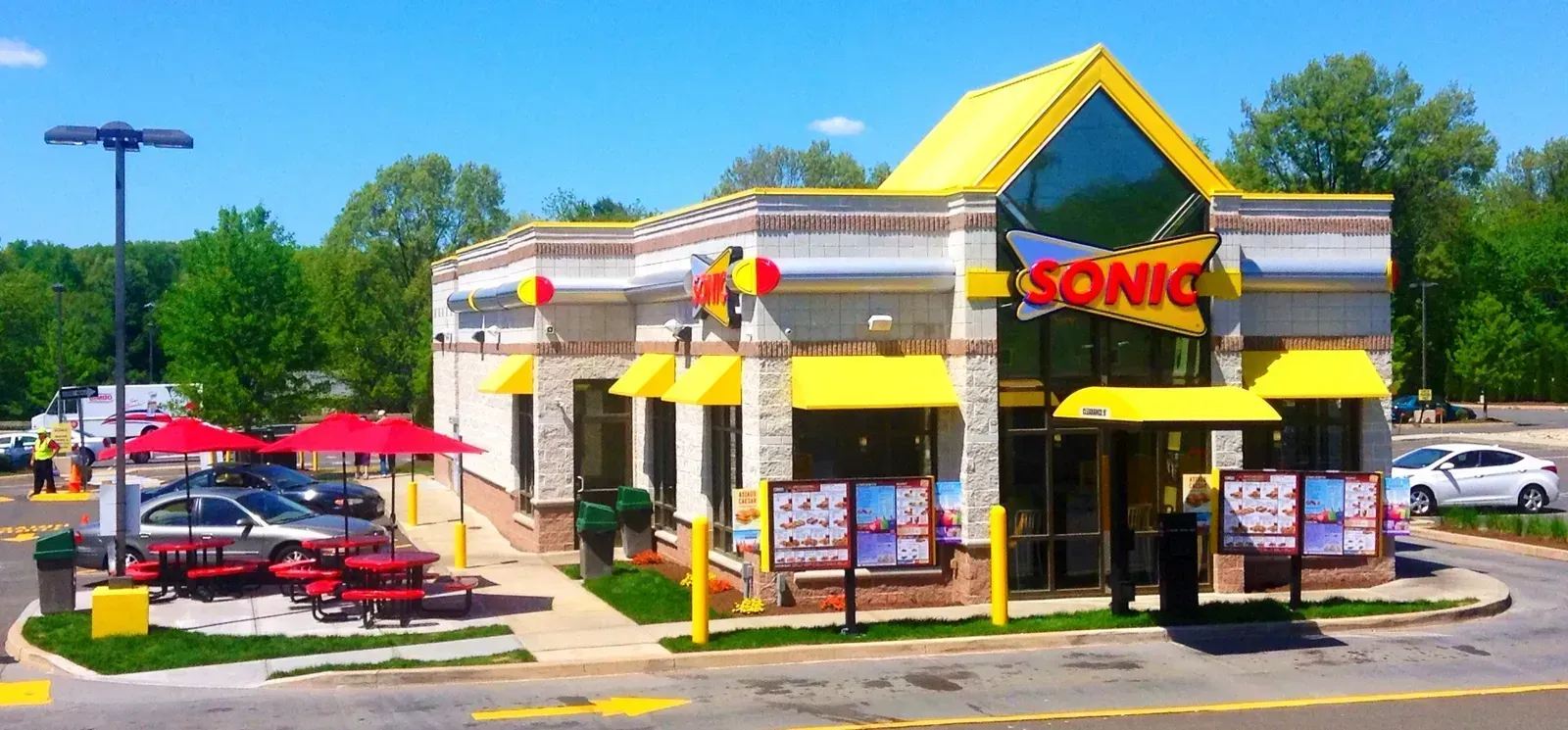 7. Sonic's Seasonal Slushes (Sonic Drive In Restaurant,, CC BY 2.0)