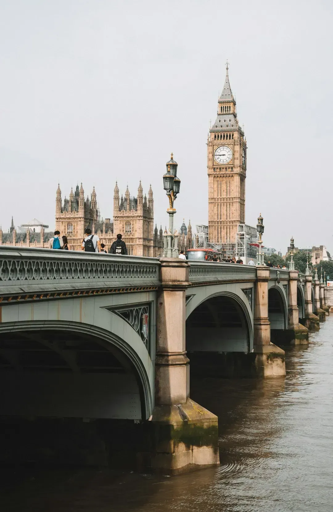 4. The United Kingdom: Mandatory ETA Catching Tourists Off Guard (Image Credits: Unsplash)