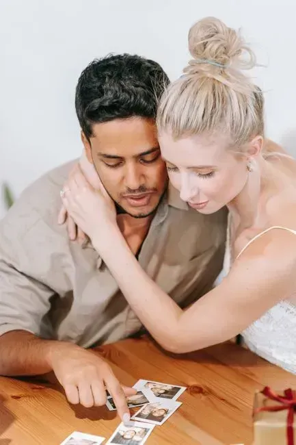 6. Comparisons to past relationships (Image Credits: Pexels)