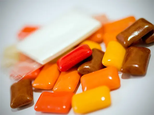 2. Xylitol (found in more than just gum) (Hyoh, Flickr, CC BY-SA 2.0)