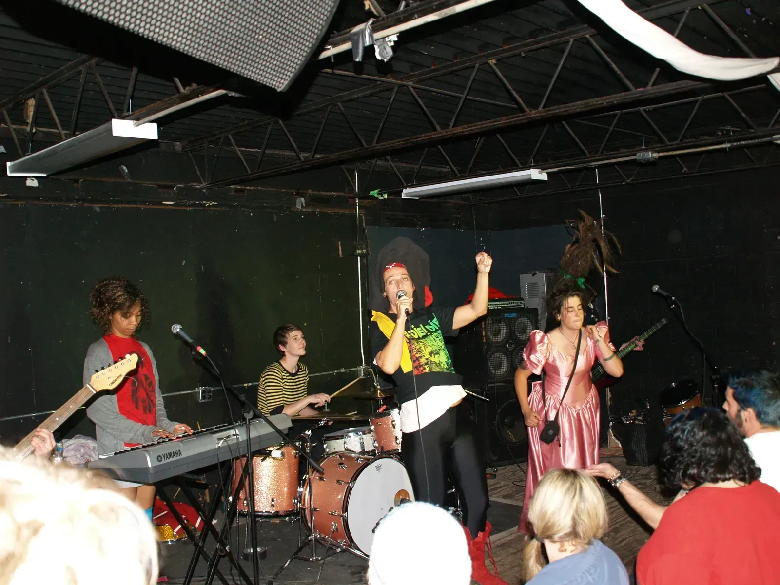7. The Slits - Too Weird, Too Wild, Impossible to Categorize (Image Credits: 17MAR2008 067.jpg from Flickr, CC BY 2.0)