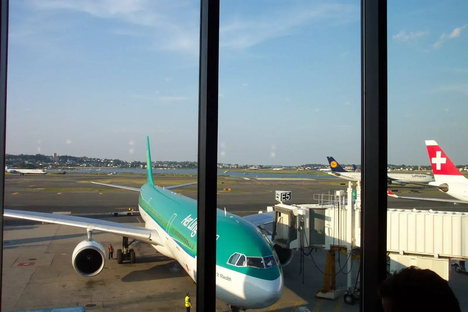 Boston Logan International Airport (Photograph by myself with original filename DCP_4812.JPG., CC BY-SA 4.0)