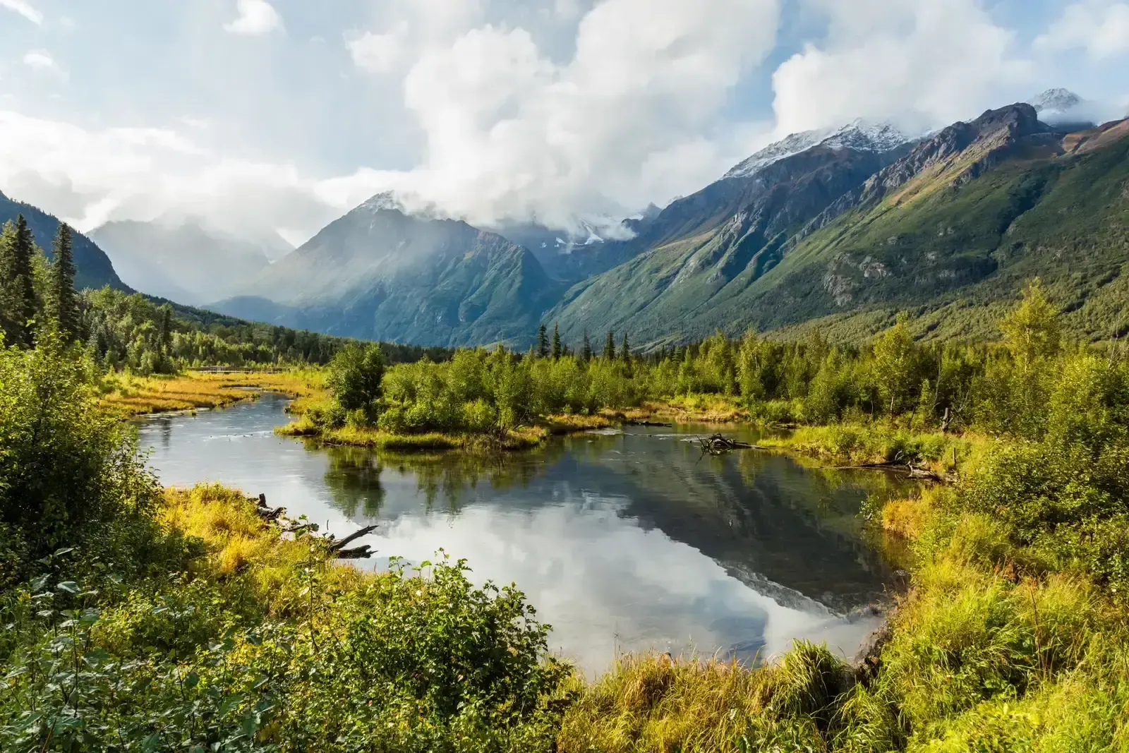 1. Alaska (By Diego Delso, CC BY-SA 4.0)