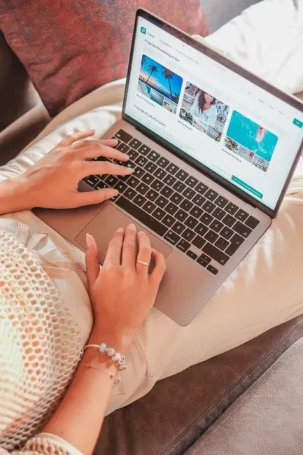 Does incognito mode actually save you money? (Image Credits: Pexels)