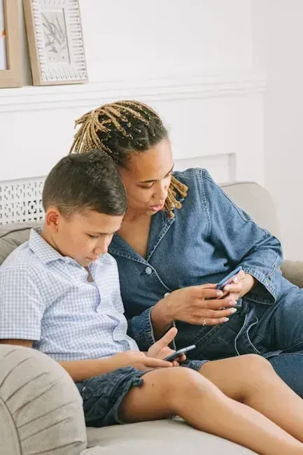 7. The Daily "Just Checking In" Text (Image Credits: Pexels)