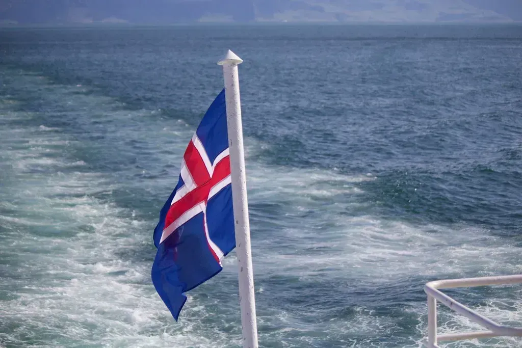 Iceland (:murb:, Flickr, CC BY 2.0)