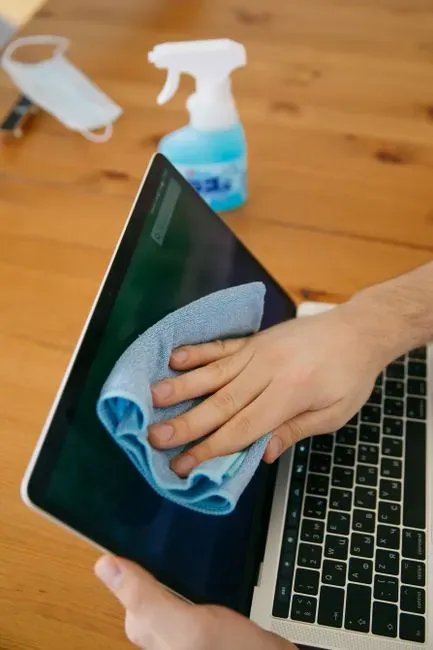 Disposable Disinfecting Wipes (Image Credits: Pexels)