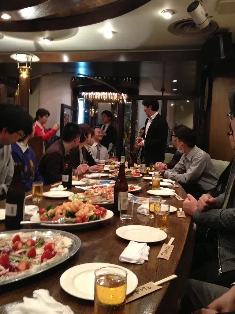 4. Camping at the table long after the plates are empty (Yuya Tamai, Flickr, CC BY 2.0)