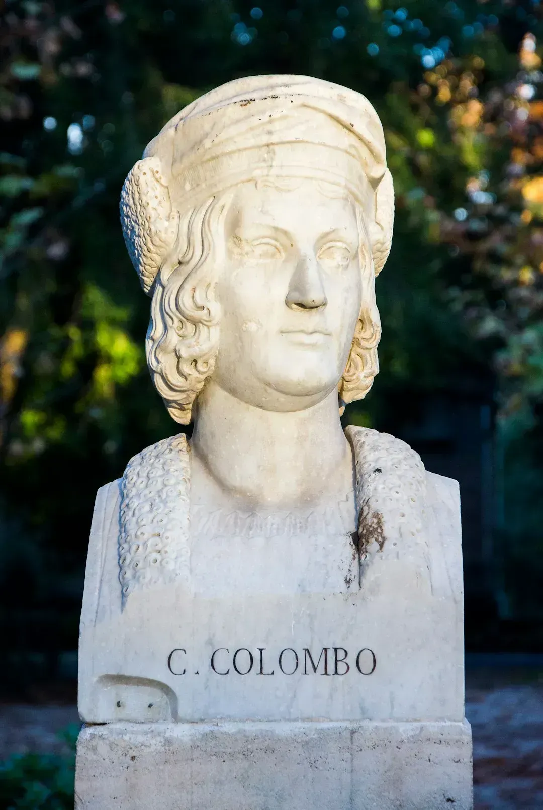 1. Christopher Columbus: Not the Brave Explorer Who Proved the Earth Was Round (Image Credits: Unsplash)
