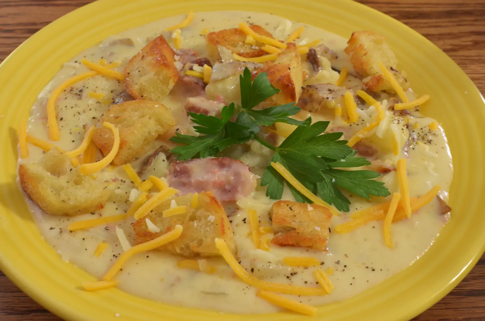 2. Loaded potato soup with no actual potato flavor (Mmm... cheesy cream of potato soup

Uploaded by Fæ, CC BY 2.0)