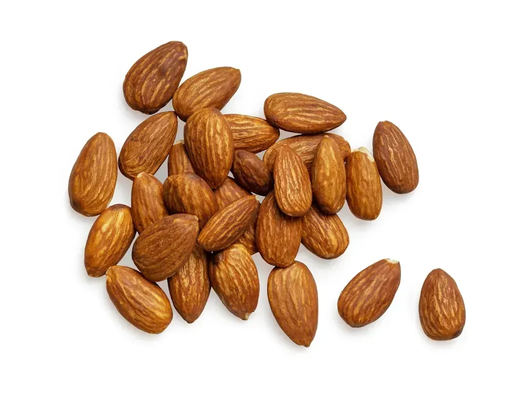 A small handful of almonds (Image Credits: Unsplash)
