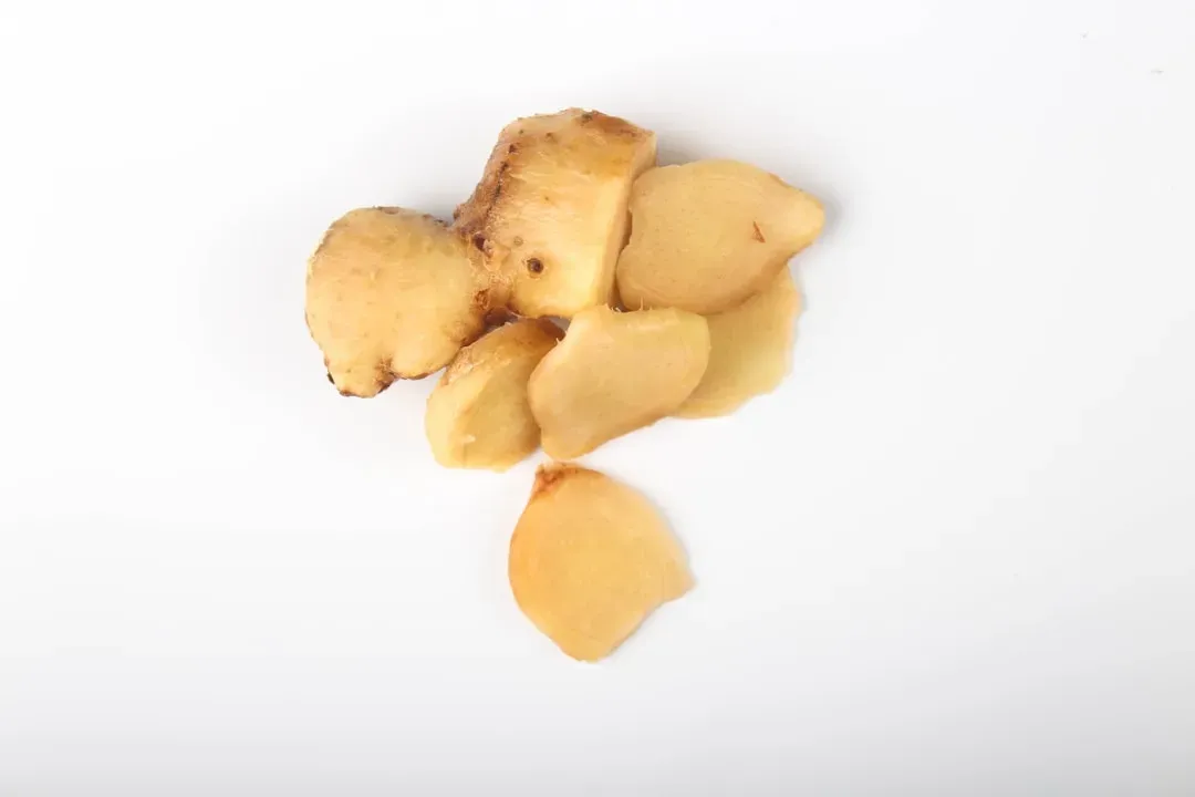 3. Using Ginger as a Topping (Image Credits: Unsplash)