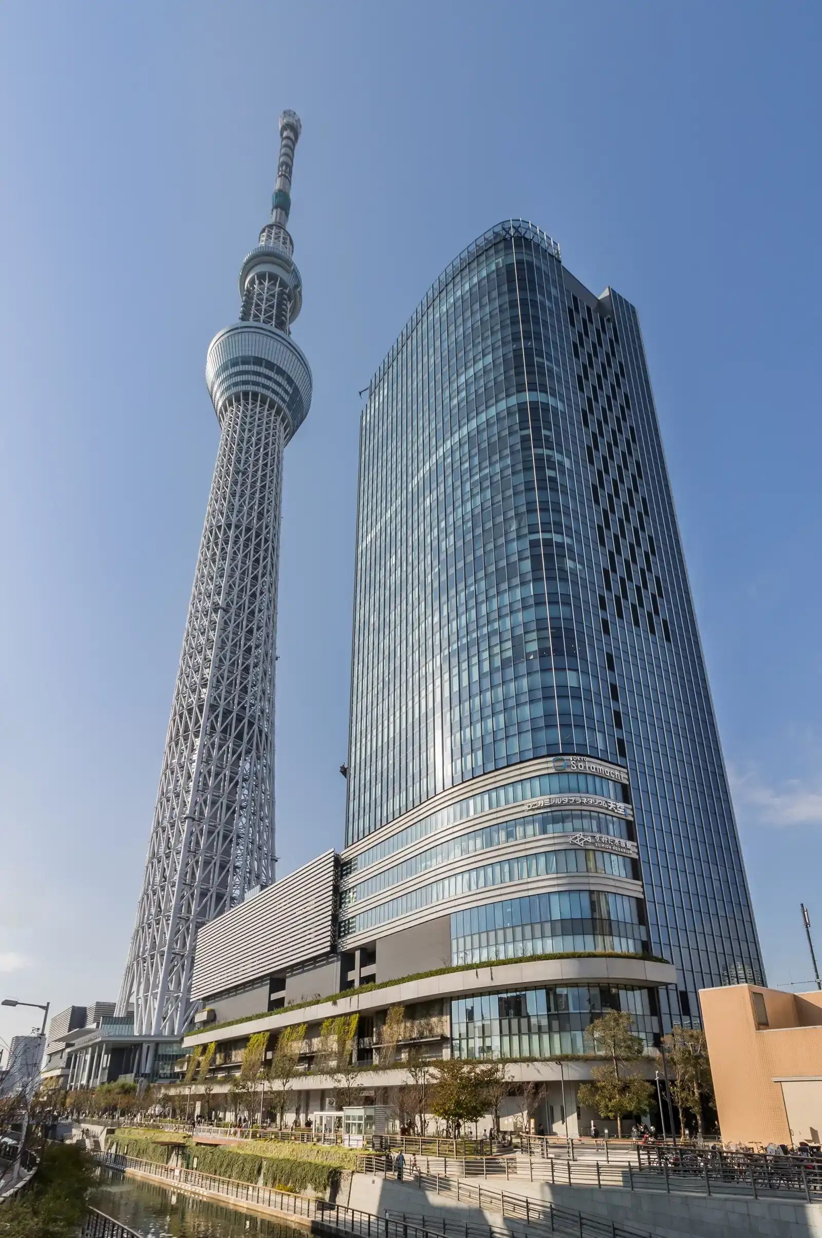 Tokyo, Japan: The Tallest Tower in a Sea of Buildings (By Kakidai, CC BY-SA 4.0)