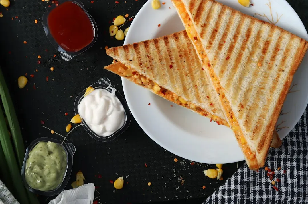4. Grilled Cheese Sandwich (Image Credits: Unsplash)