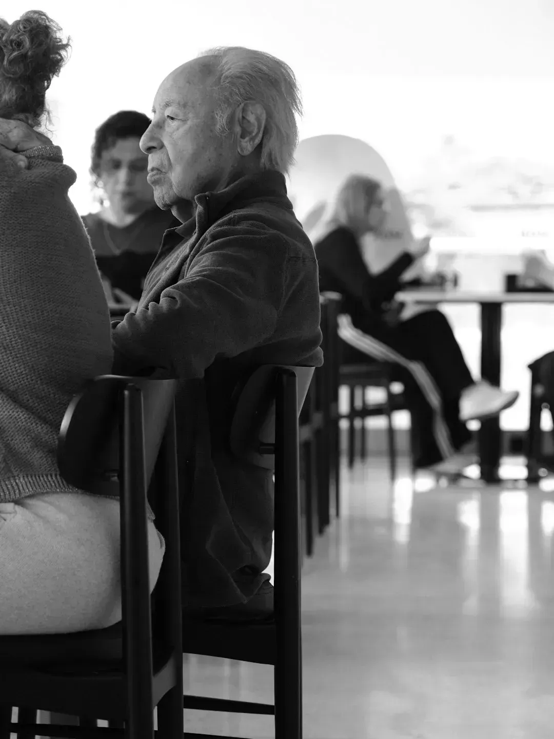5. Asking Intrusive Personal Questions in Public Settings (Image Credits: Unsplash)