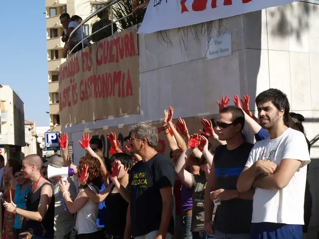 Mallorca's summer of confrontation turns physical (Flickr, CC BY-SA 2.0)