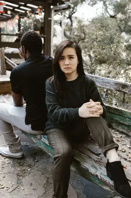 7. Comparing the Relationship to Others (Image Credits: Pexels)