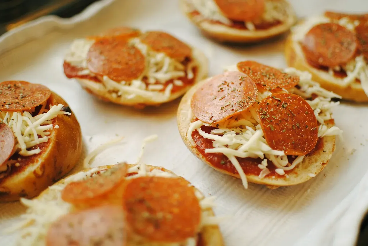 5. Bagel Bites (Image Credits: Pixabay)