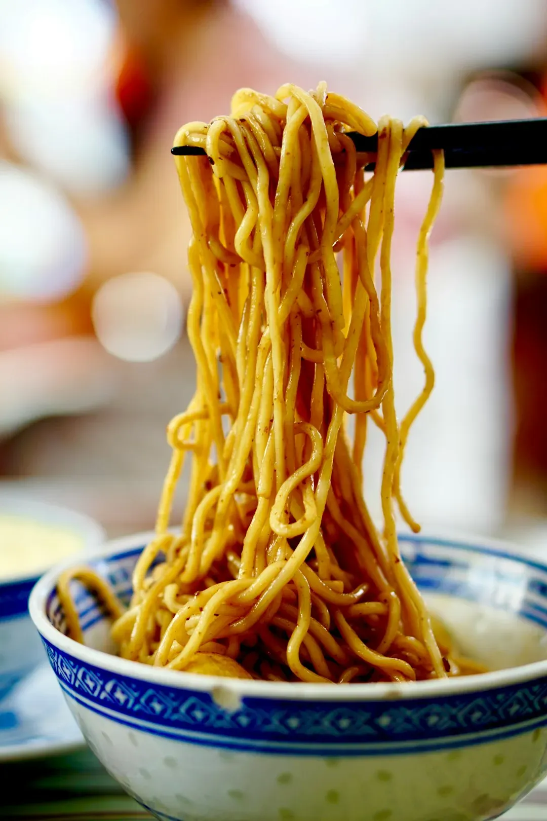 2. Egg Noodles: The Sauce-Soaking Workhorse (Image Credits: Unsplash)