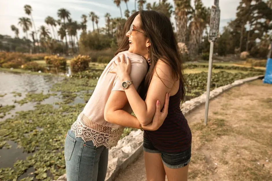 4. Physical Affection Starts to Feel Awkward or Forced (Image Credits: Pexels)
