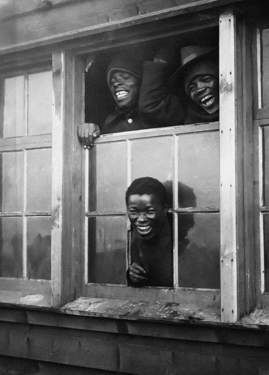 8. The 1962 Tanganyika Laughter Epidemic That Shut Down Schools (Image Credits: Unsplash)