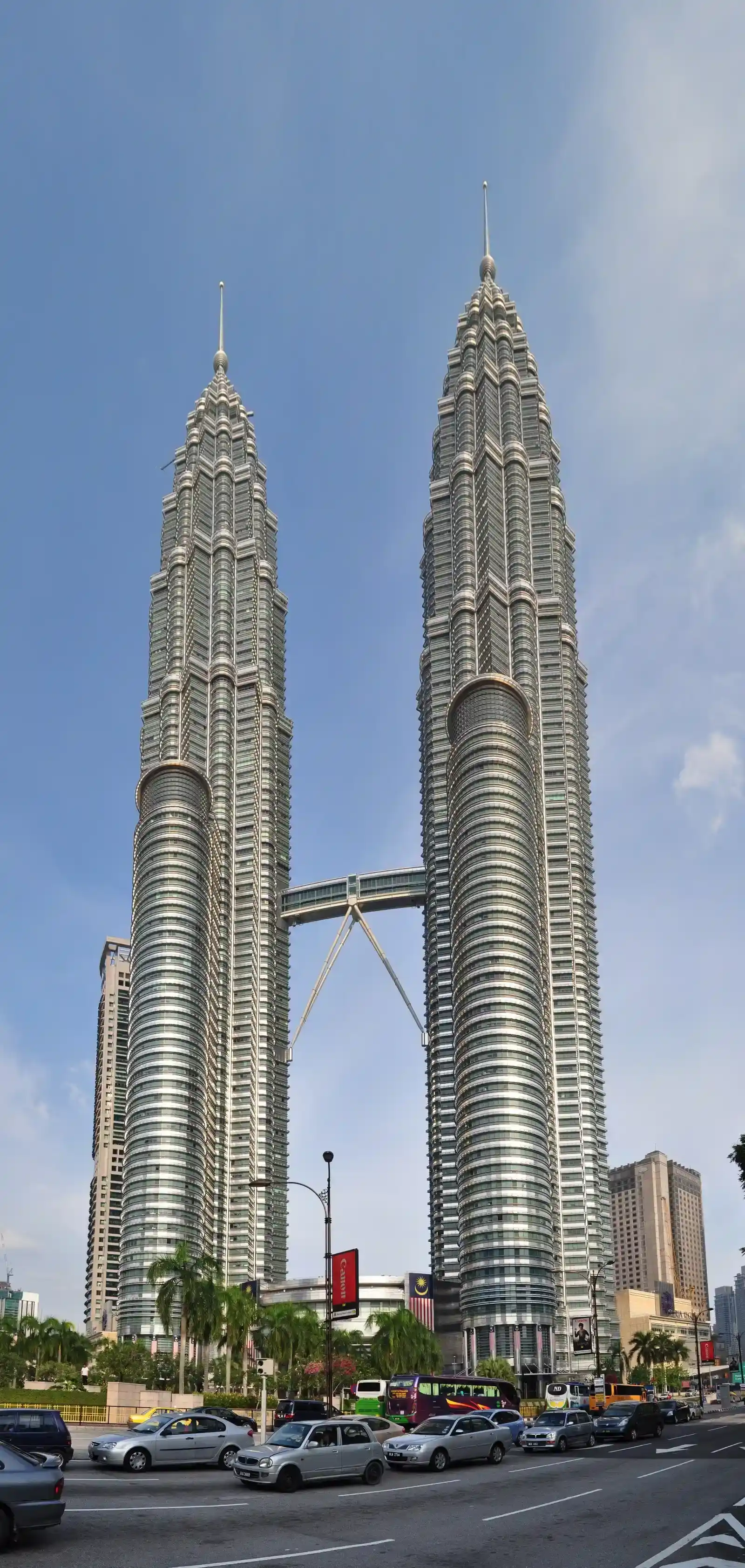 Kuala Lumpur, Malaysia: The Twin Towers That Say It Instantly (By Alexander Vonbun, CC BY-SA 2.5)