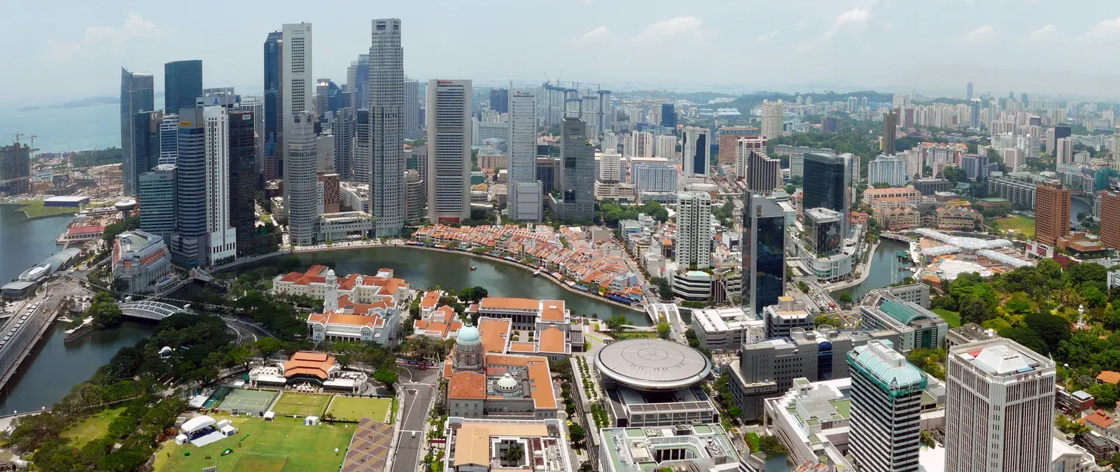 Singapore: safety with an Asian address (chensiyuan, CC BY-SA 4.0)