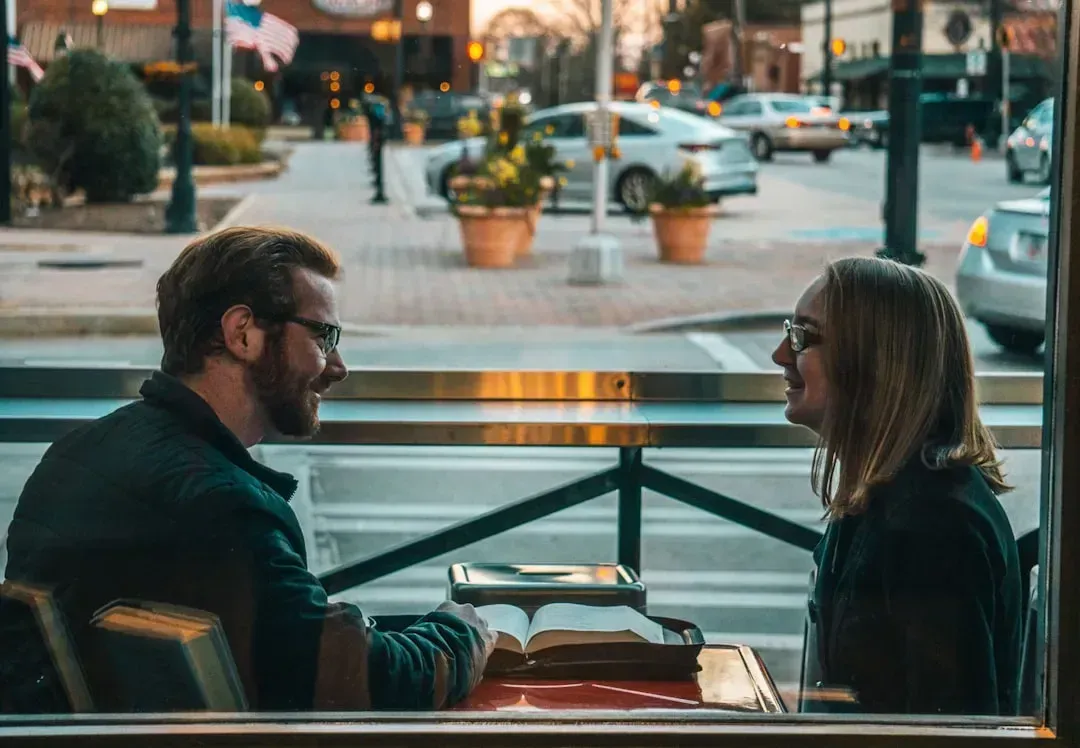 5. Body language and how a couple stands together (Image Credits: Unsplash)