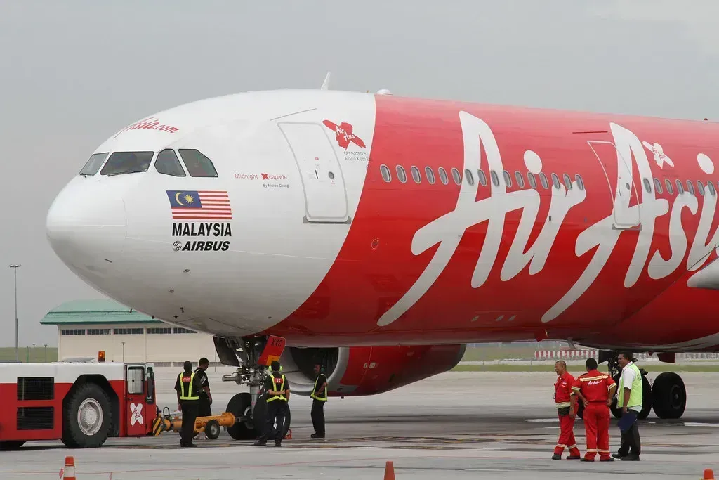 4. AirAsia X (Kentaro IEMOTO, Flickr, CC BY-SA 2.0)