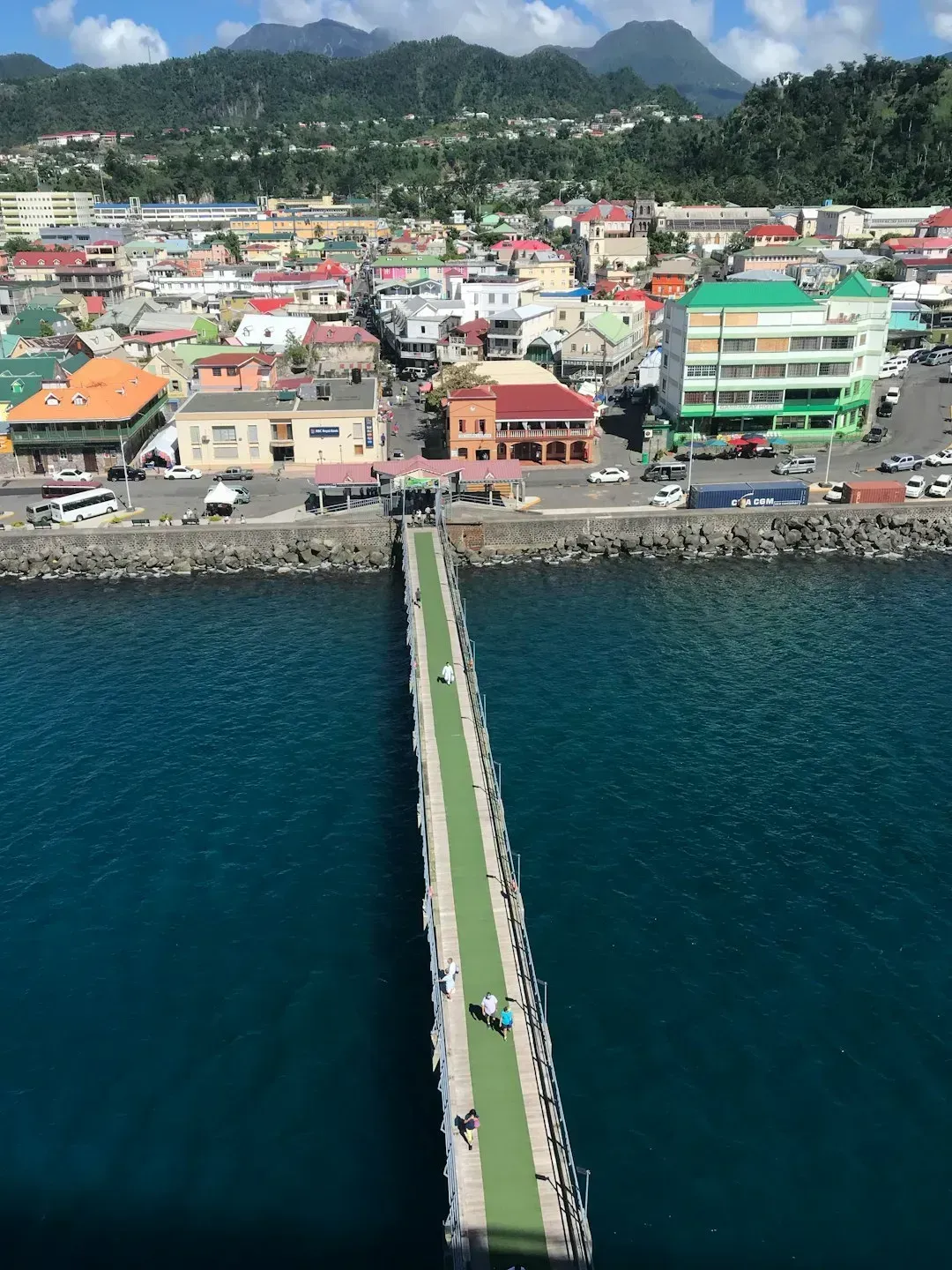 Dominica: the budget-friendly Caribbean option (Image Credits: Unsplash)