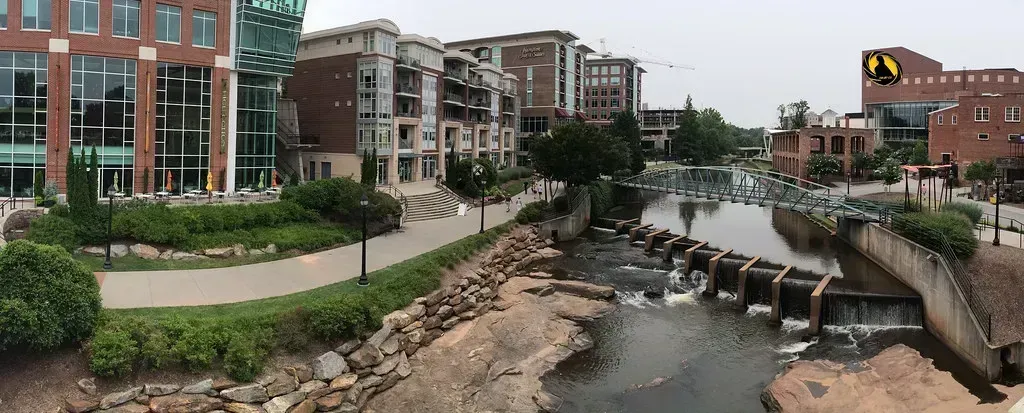 1. Greenville, South Carolina: Walkable, Affordable, and Surprisingly Vibrant (Image Credits: Flickr)