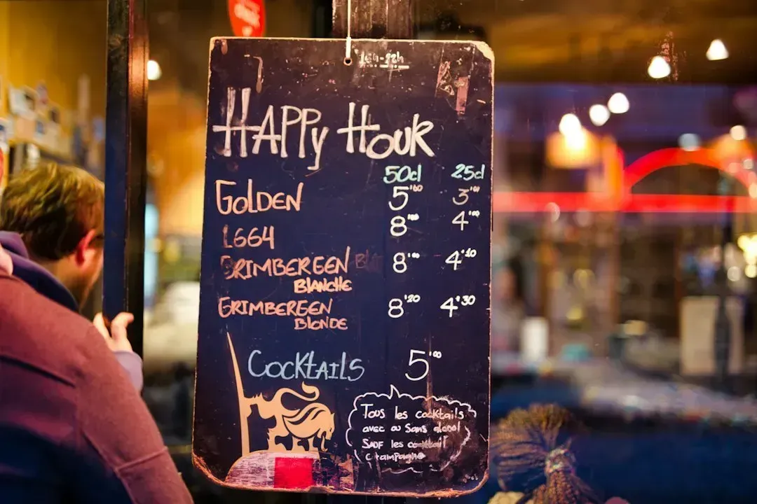 Course Intake Icon 10 Restaurant Habits That Seem Cheap but Are Actually Good Etiquette ...