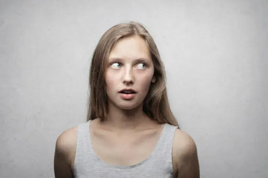 1. Rolling Their Eyes Or Sneering At You (Image Credits: Pexels)