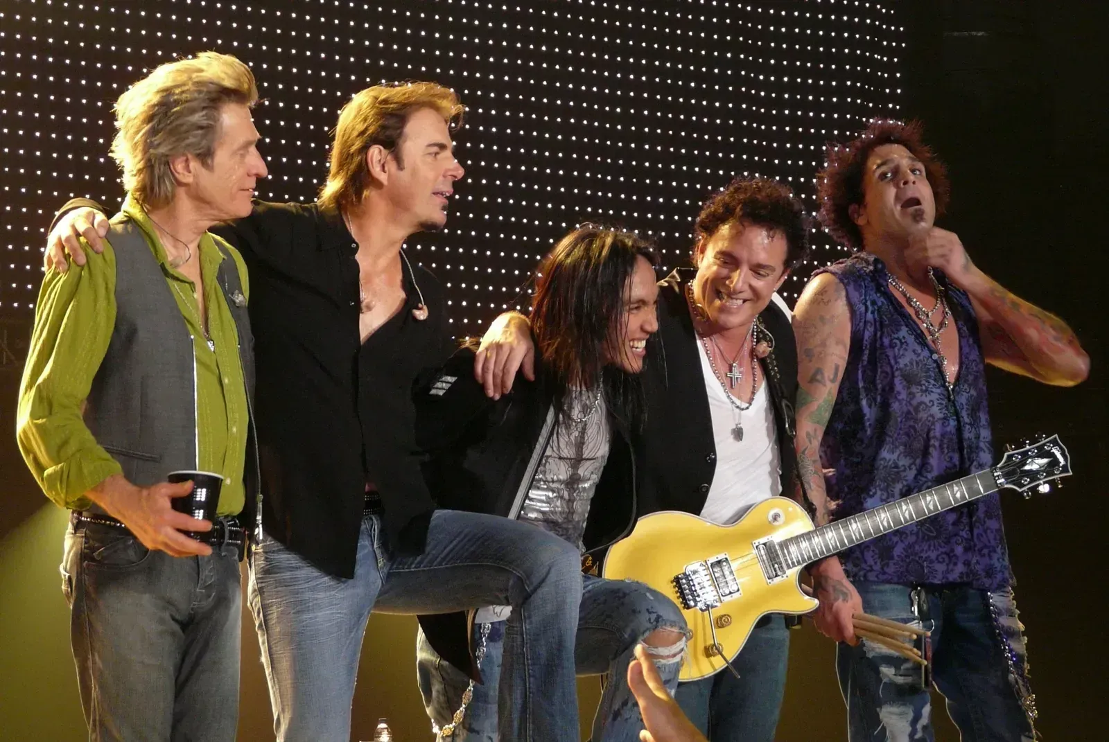 8. Journey - Critics Hated Them, Millions Couldn't Get Enough (Image Credits: Transferred from en.wikipedia, CC BY 3.0)